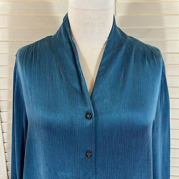 Soft Surroundings XL Shirt Blouse Roxanna Cupro Ink Blue NWT - Picture 4 of 13